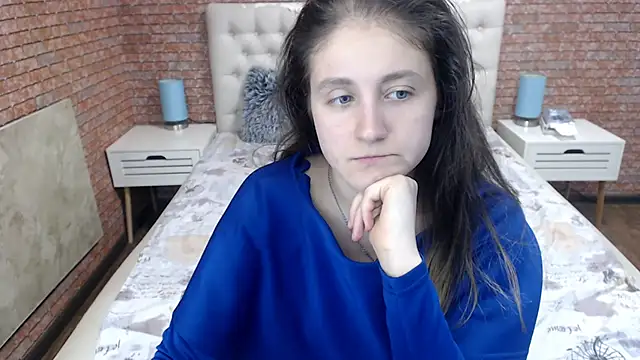 Snapshot of Holliy_Cooper chatting on September 16, 8:48 am Holliy Cooper online show from September 16, 8:48 am