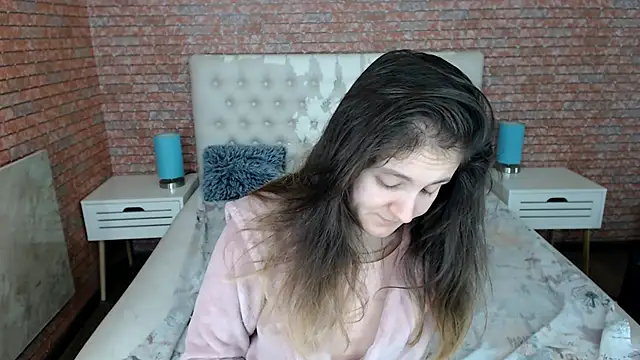 Snapshot of Holliy_Cooper chatting on November 3, 7:09 am Holliy Cooper online show from November 3, 7:09 am