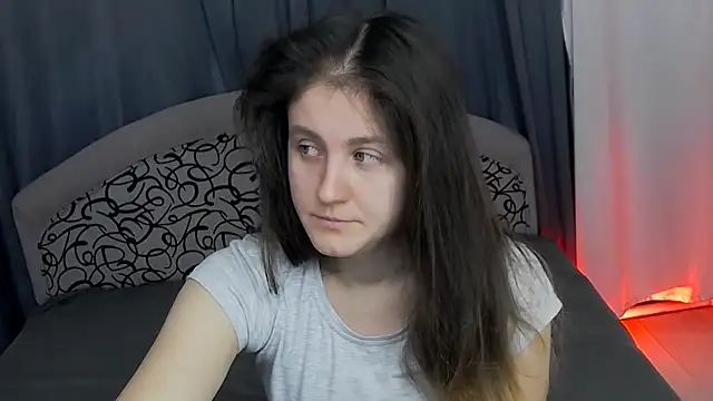 Snapshot of Holliy_Cooper chatting on December 15, 9:13 am Holliy Cooper online show from December 15, 9:13 am