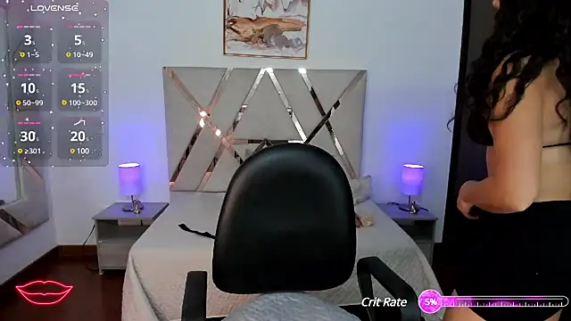 carolynne18 online show from December 6, 12:16 pm