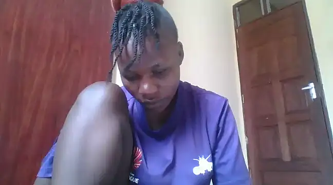 prettychic5 online show from December 9, 8:22 am