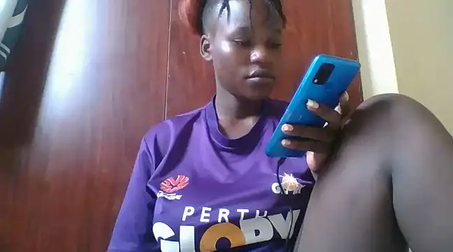 prettychic5 online show from December 9, 11:26 am