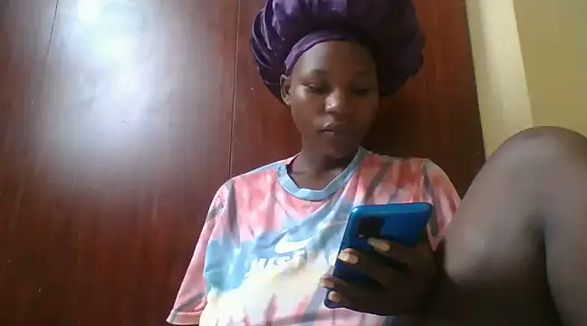 prettychic5 online show from December 24, 6:33 am