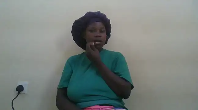 prettychic5 online show from December 27, 6:24 am