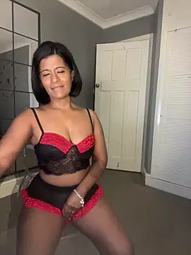 RoseMelanie online show from January 24, 7:30 am