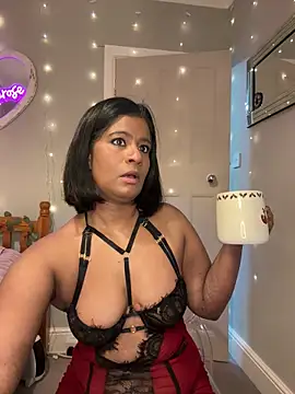 RoseMelanie online show from February 1, 7:40 am