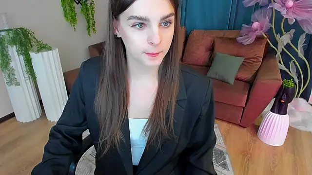 Snapshot of FinalAccord chatting on October 3, 10:45 am FinalAccord online show from October 3, 10:45 am