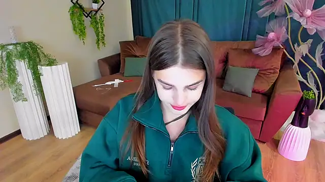 Snapshot of FinalAccord chatting on October 8, 4:10 am FinalAccord online show from October 8, 4:10 am