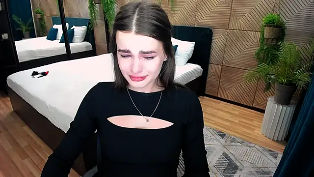 Snapshot of FinalAccord chatting on October 19, 10:27 am FinalAccord online show from October 19, 10:27 am