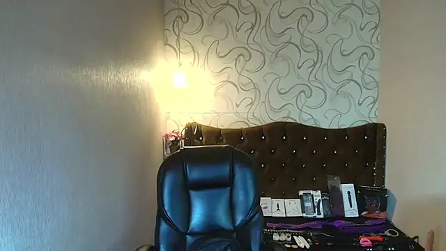 HannaCarrter online show from June 14, 12:51 pm