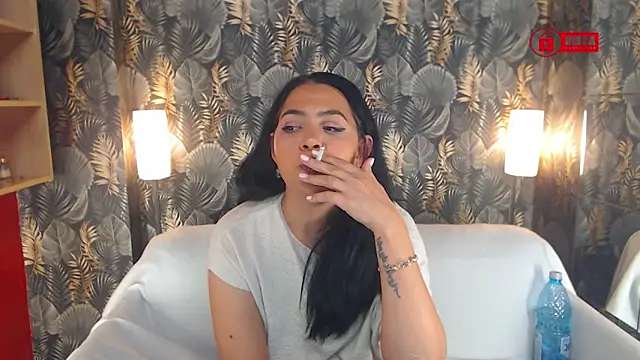 Snapshot of jessthewicked chatting on December 7, 5:42 pm jessthewicked online show from December 7, 5:42 pm