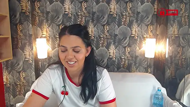 Snapshot of jessthewicked chatting on December 17, 4:00 pm jessthewicked online show from December 17, 4:00 pm