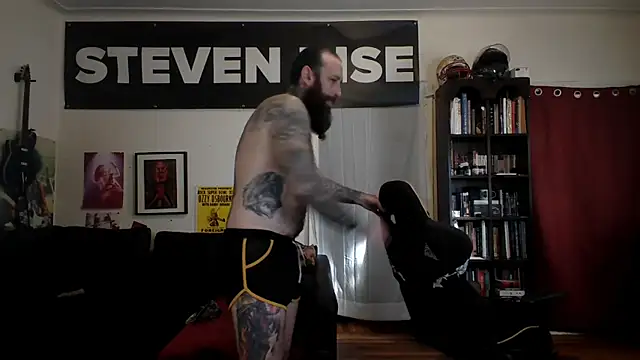 StevenRiseNYC online show from June 11, 10:19 pm
