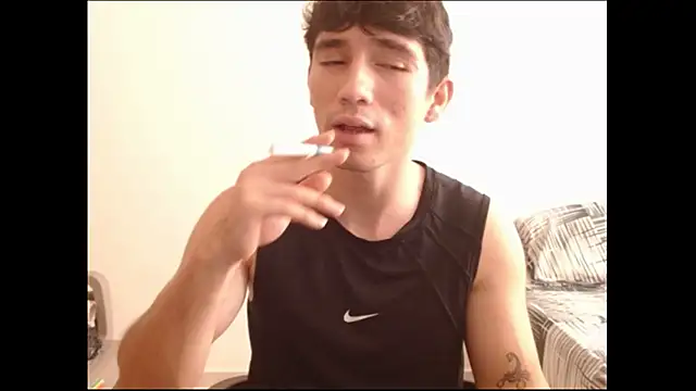 Snapshot of ChicoMaloFfF chatting on March 15, 8:15 pm ChicoMaloFfF online show from March 15, 8:15 pm