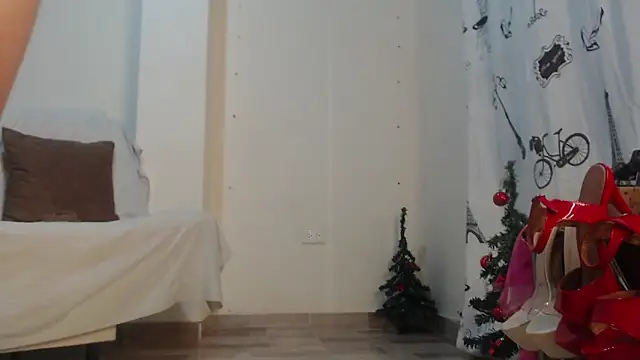 ammarahot7777 online show from December 4, 1:48 am