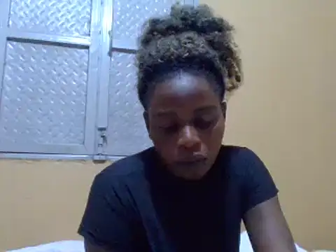 sweetbabra1 online show from March 18, 6:59 pm