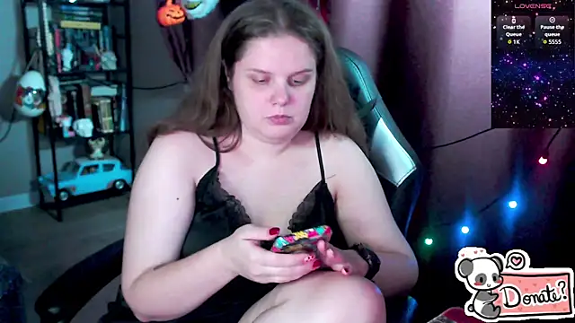 so cute777 online show from February 18, 7:10 pm