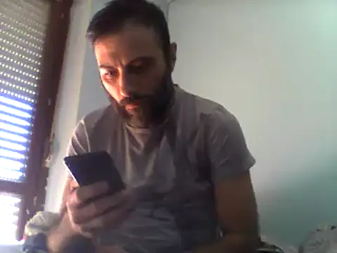 coppiasenzacensura online show from December 16, 10:50 am