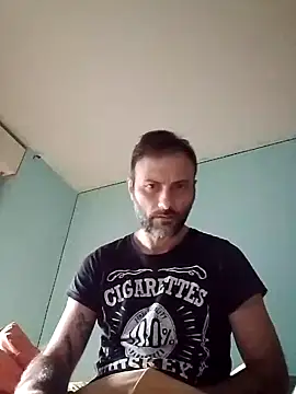 coppiasenzacensura online show from September 24, 9:23 am