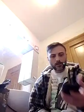 coppiasenzacensura online show from January 8, 3:58 pm