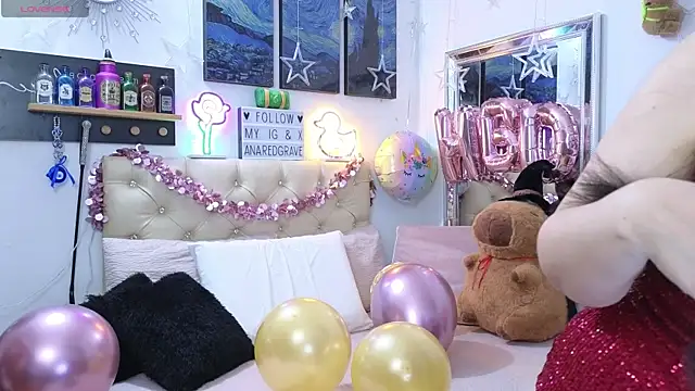 Snapshot of AnnaRedgrave chatting on November 26, 5:30 am AnnaRedgrave online show from November 26, 5:30 am