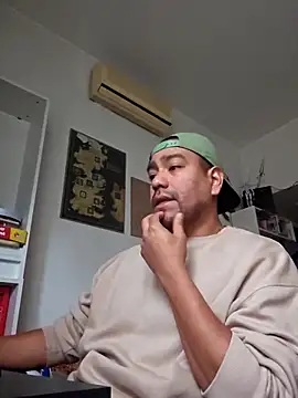 Motherandson online show from March 5, 8:21 am