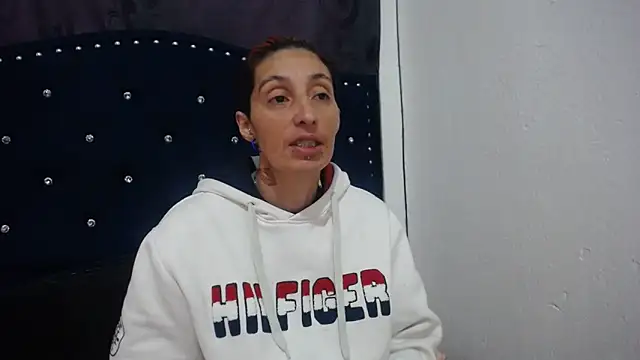 anyu1306 online show from December 18, 2:17 pm