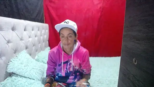 anyu1306 online show from October 9, 10:41 pm