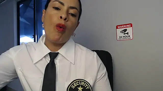 Snapshot of susana07 chatting on March 16, 11:47 am susana07 online show from March 16, 11:47 am