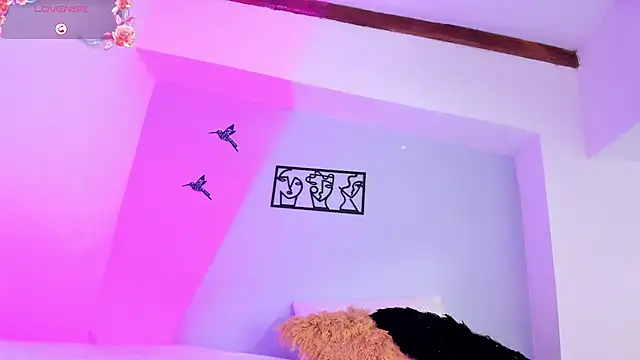 Laura Torres18 online show from September 29, 11:31 pm