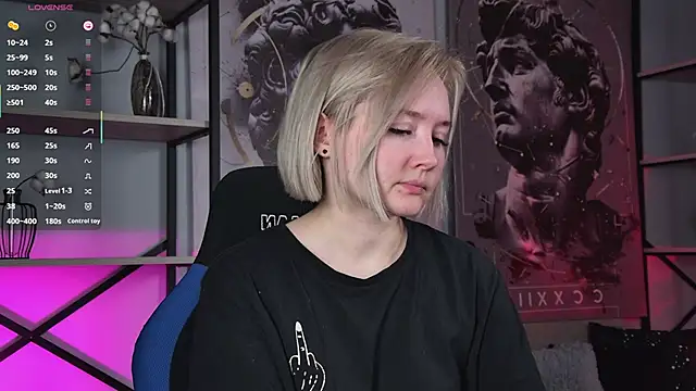 ReiYosimoto online show from March 7, 2:36 pm