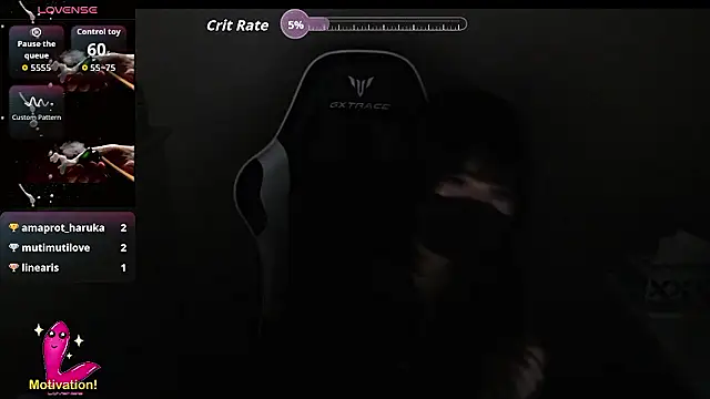 Snapshot of mimika0403 chatting on January 14, 2:23 pm mimika0403 online show from January 14, 2:23 pm