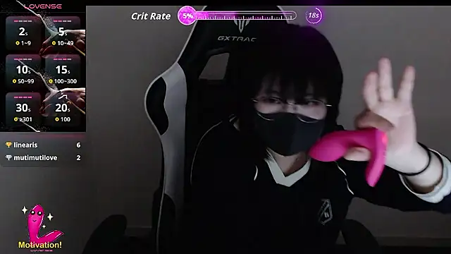 Snapshot of mimika0403 chatting on February 19, 3:30 pm mimika0403 online show from February 19, 3:30 pm