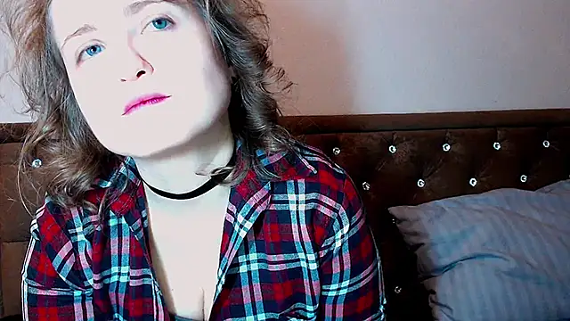 Sara4uu online show from February 14, 10:50 pm