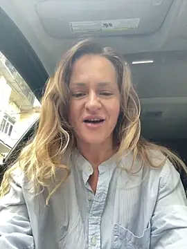 mommy nadin online show from March 5, 6:31 am