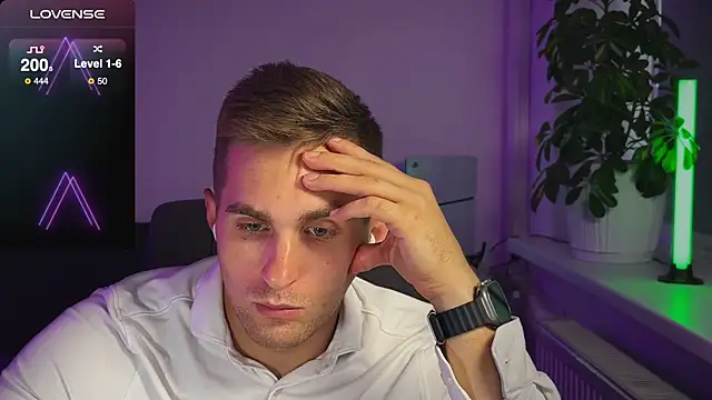 Snapshot of Sweeet__boy chatting on September 18, 11:23 am Sweeet boy online show from September 18, 11:23 am