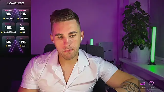 Snapshot of Sweeet__boy chatting on September 30, 4:01 pm Sweeet boy online show from September 30, 4:01 pm