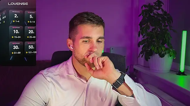 Snapshot of Sweeet__boy chatting on October 11, 11:36 pm Sweeet boy online show from October 11, 11:36 pm