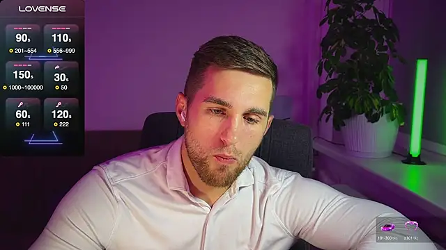 Snapshot of Sweeet__boy chatting on October 14, 6:52 pm Sweeet boy online show from October 14, 6:52 pm