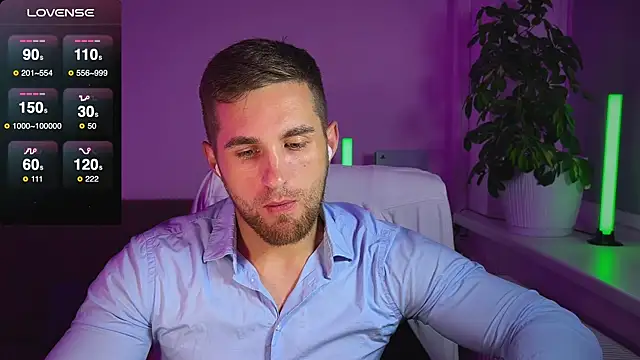 Snapshot of Sweeet__boy chatting on October 15, 10:21 pm Sweeet boy online show from October 15, 10:21 pm