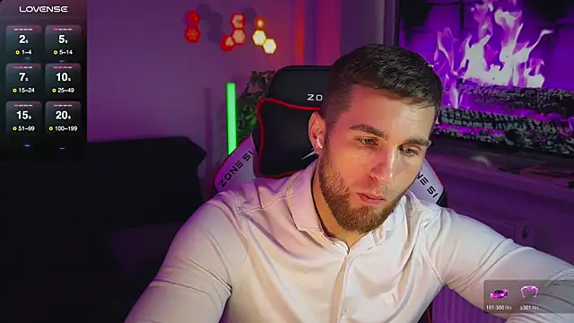 Snapshot of Sweeet__boy chatting on November 3, 1:12 pm Sweeet boy online show from November 3, 1:12 pm