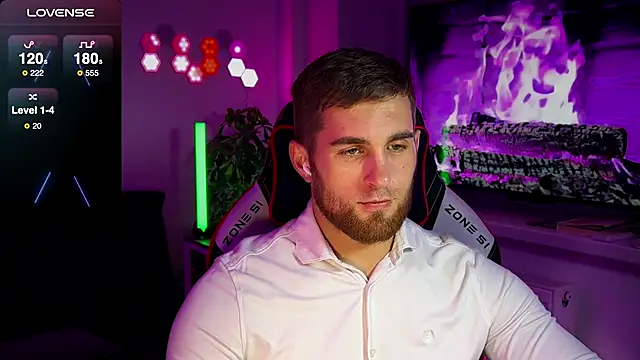 Snapshot of Sweeet__boy chatting on November 7, 2:28 pm Sweeet boy online show from November 7, 2:28 pm