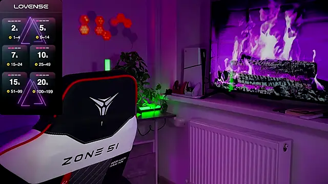 Snapshot of Sweeet__boy chatting on November 10, 6:18 pm Sweeet boy online show from November 10, 6:18 pm