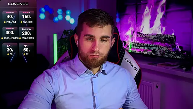 Snapshot of Sweeet__boy chatting on November 11, 3:56 pm Sweeet boy online show from November 11, 3:56 pm