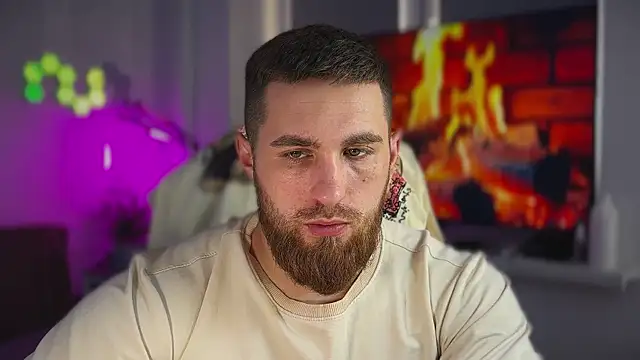 Snapshot of Sweeet__boy chatting on February 12, 11:05 am Sweeet boy online show from February 12, 11:05 am