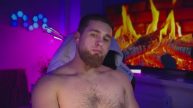 Snapshot of Sweeet__boy chatting on February 18, 9:44 pm Sweeet boy online show from February 18, 9:44 pm