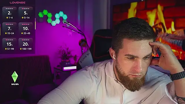 Snapshot of Sweeet__boy chatting on February 25, 10:14 am Sweeet boy online show from February 25, 10:14 am