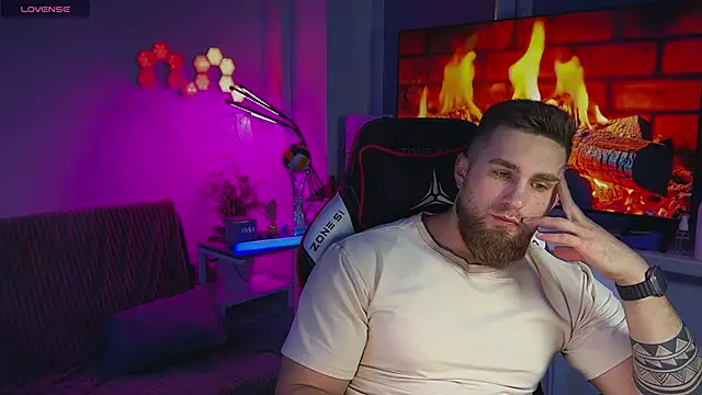 Snapshot of Sweeet__boy chatting on March 1, 2:52 pm Sweeet boy online show from March 1, 2:52 pm