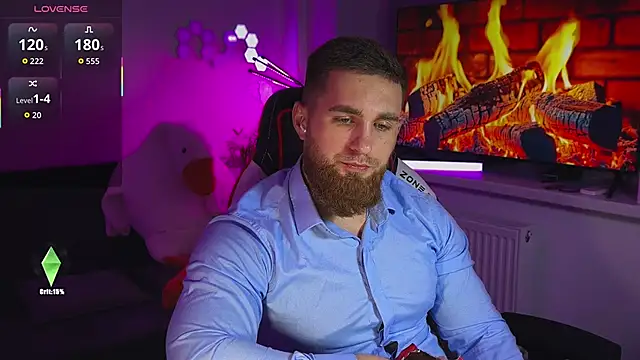 Snapshot of Sweeet__boy chatting on March 23, 4:22 pm Sweeet boy online show from March 23, 4:22 pm