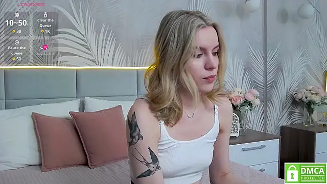 AmaliaBell online show from December 12, 1:06 pm